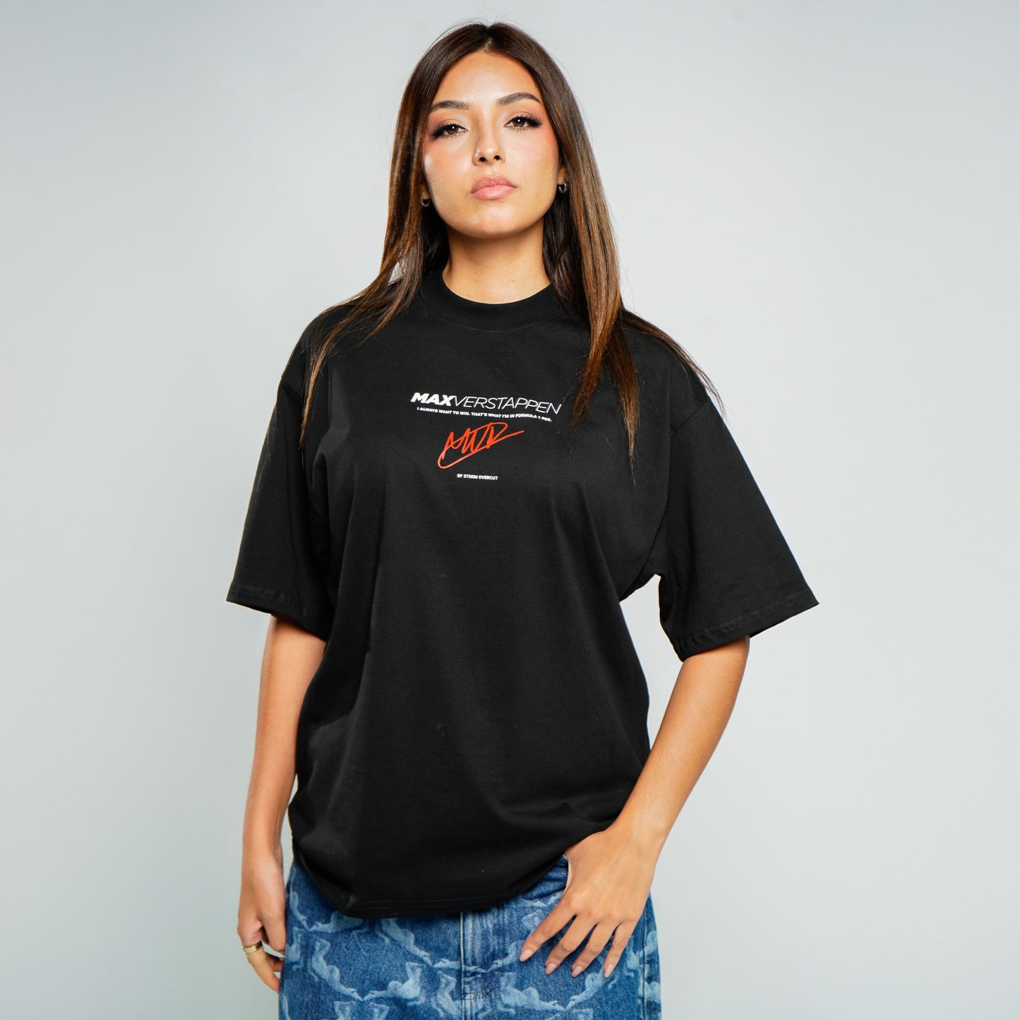 Max Verstappen: Unstoppable (Color Negro)